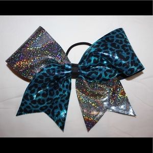 Cheer Bow